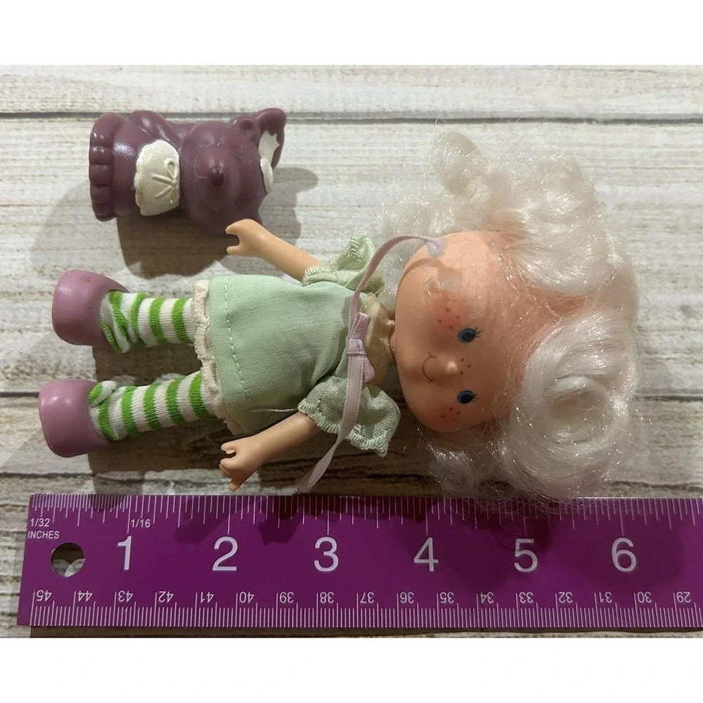 VTG American Greetings Strawberry Shortcake Angel Cake Doll Souffle Skunk TubP